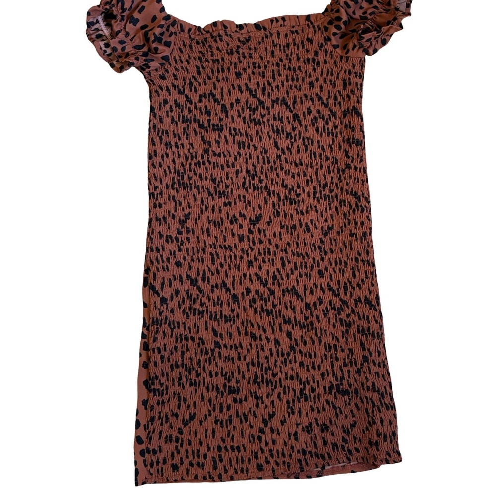 O. Vianca Rust Animal Print Smocked Mini Dress Off shoulder Small Summer - Picture 3 of 9
